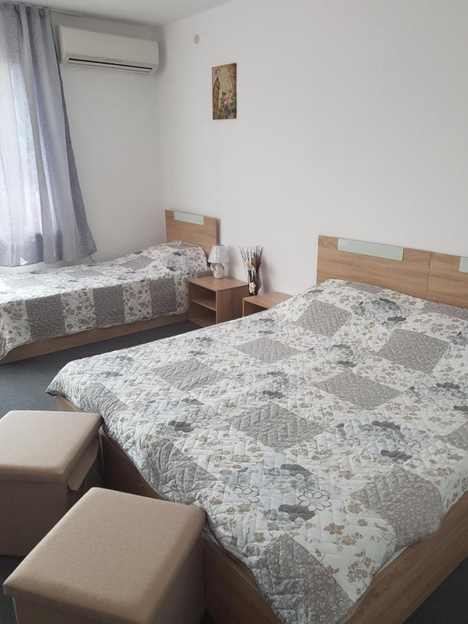 Guest Rooms Radost バルチク エクステリア 写真
