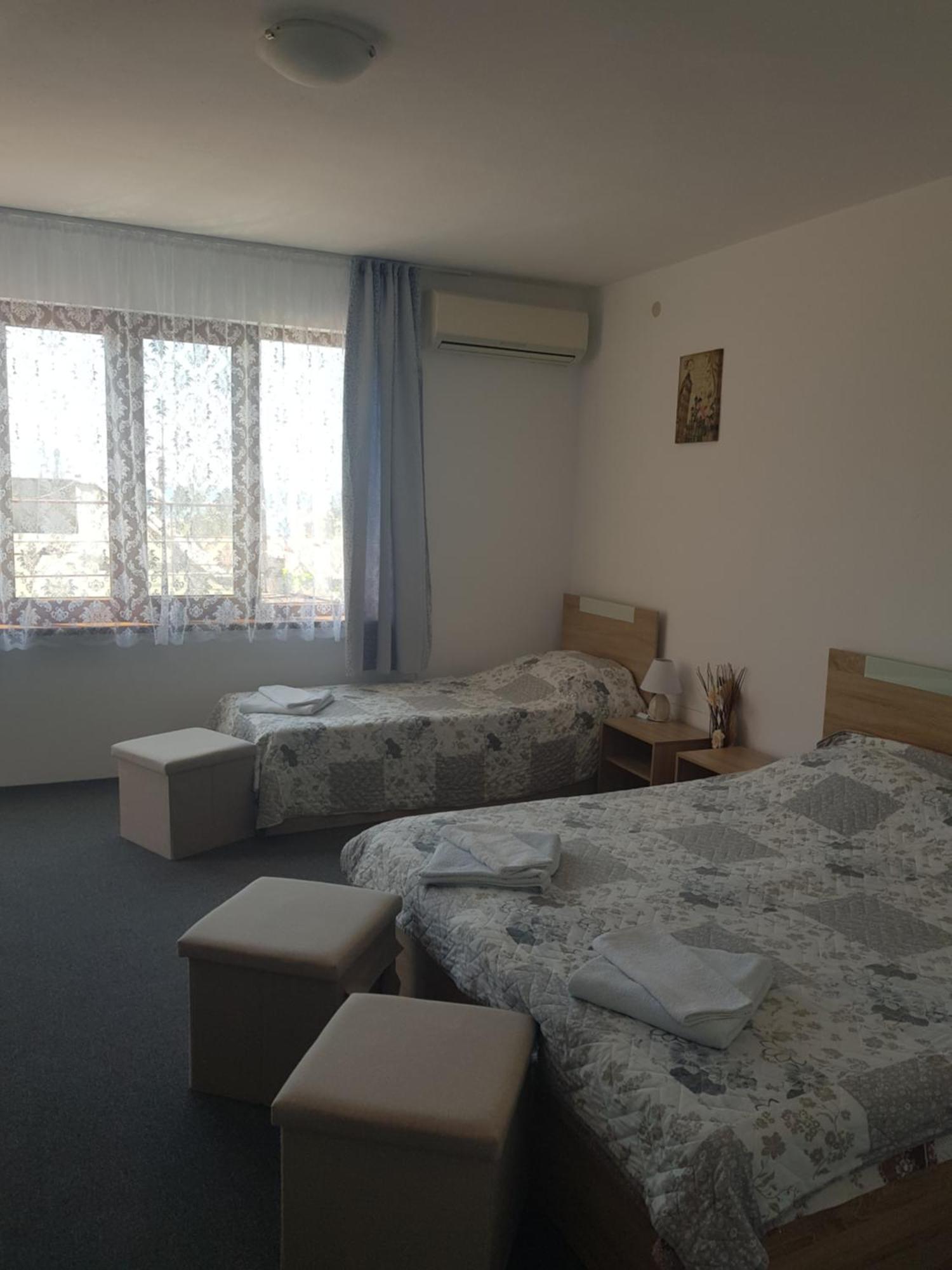 Guest Rooms Radost バルチク エクステリア 写真